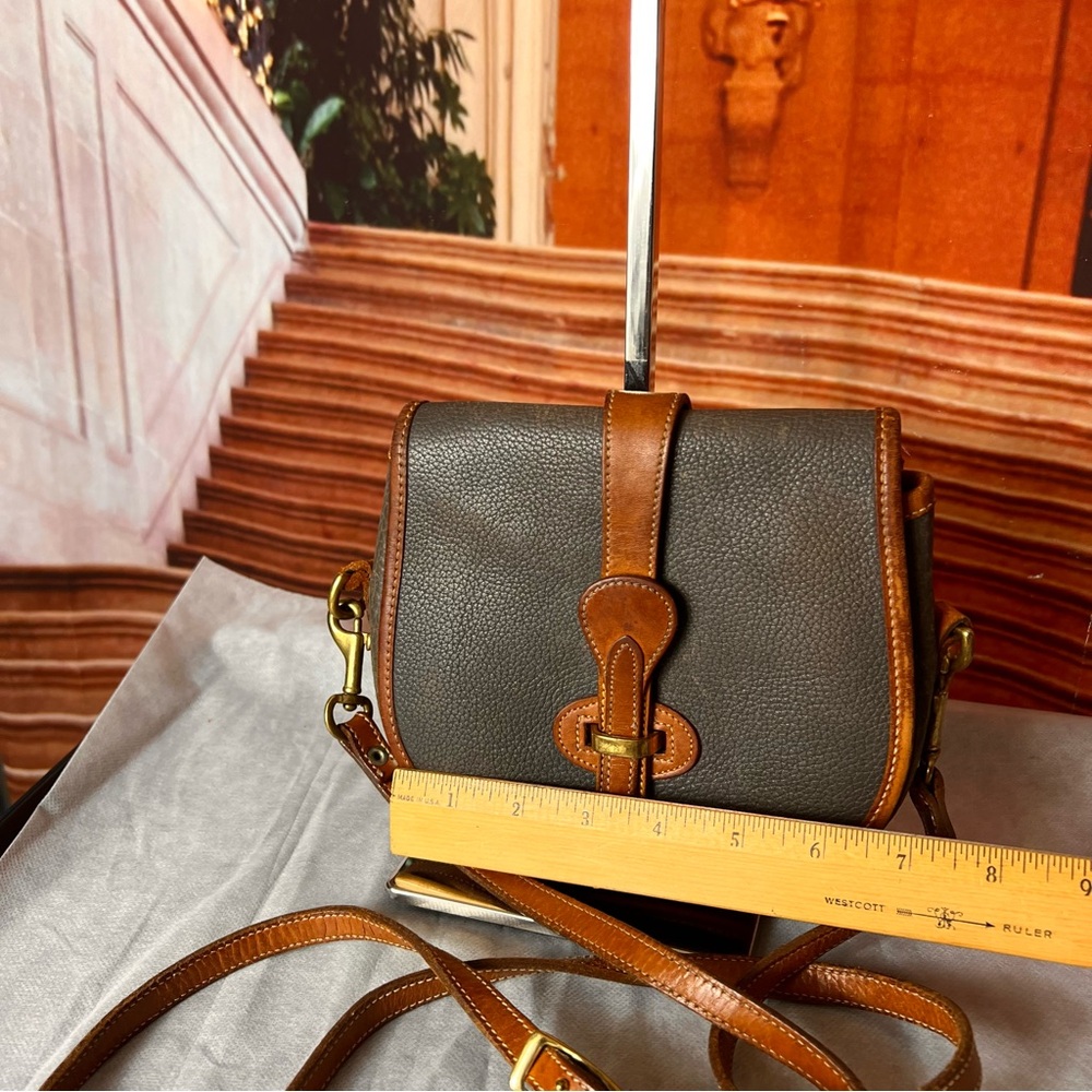 Rare Vintage Dooney & Bourke R51, all weather leather, pebbled, removable straps - Picture 4 of 17